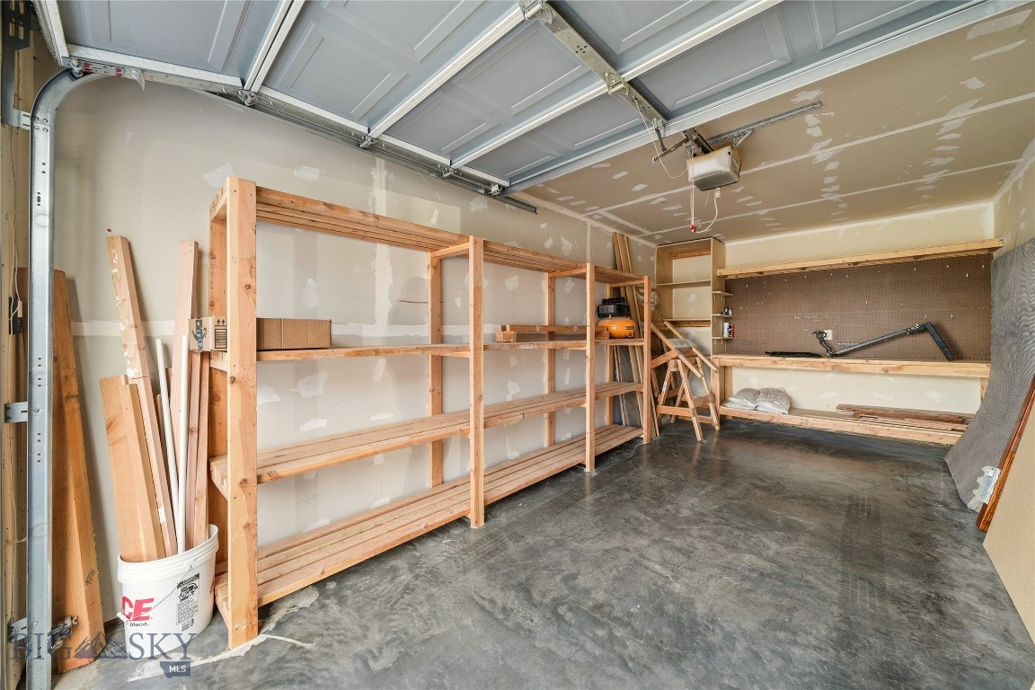 Parkway Plaza - Residential