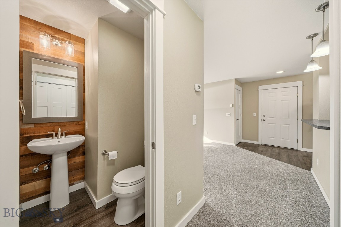 Parkway Plaza - Residential