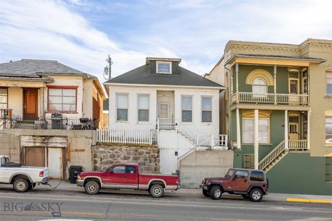 Photo of 522 W Park St, Butte, MT 59701 (MLS # 407090)
