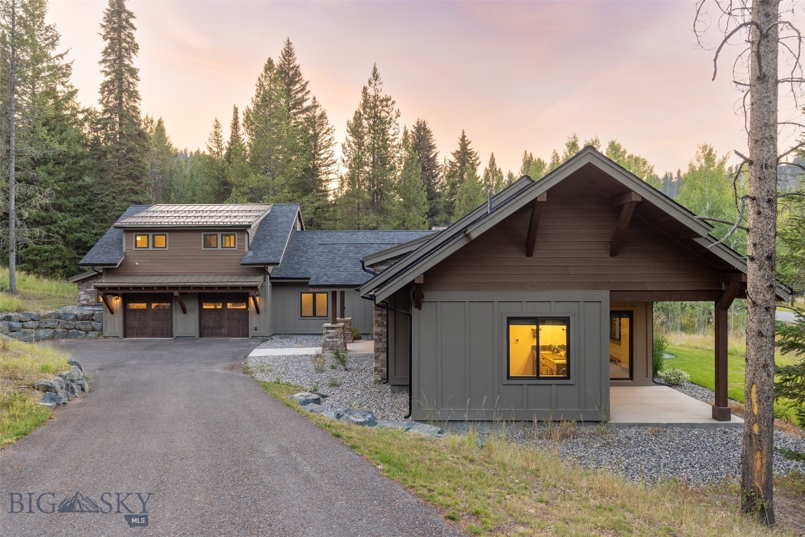 Aspen Groves - Residential