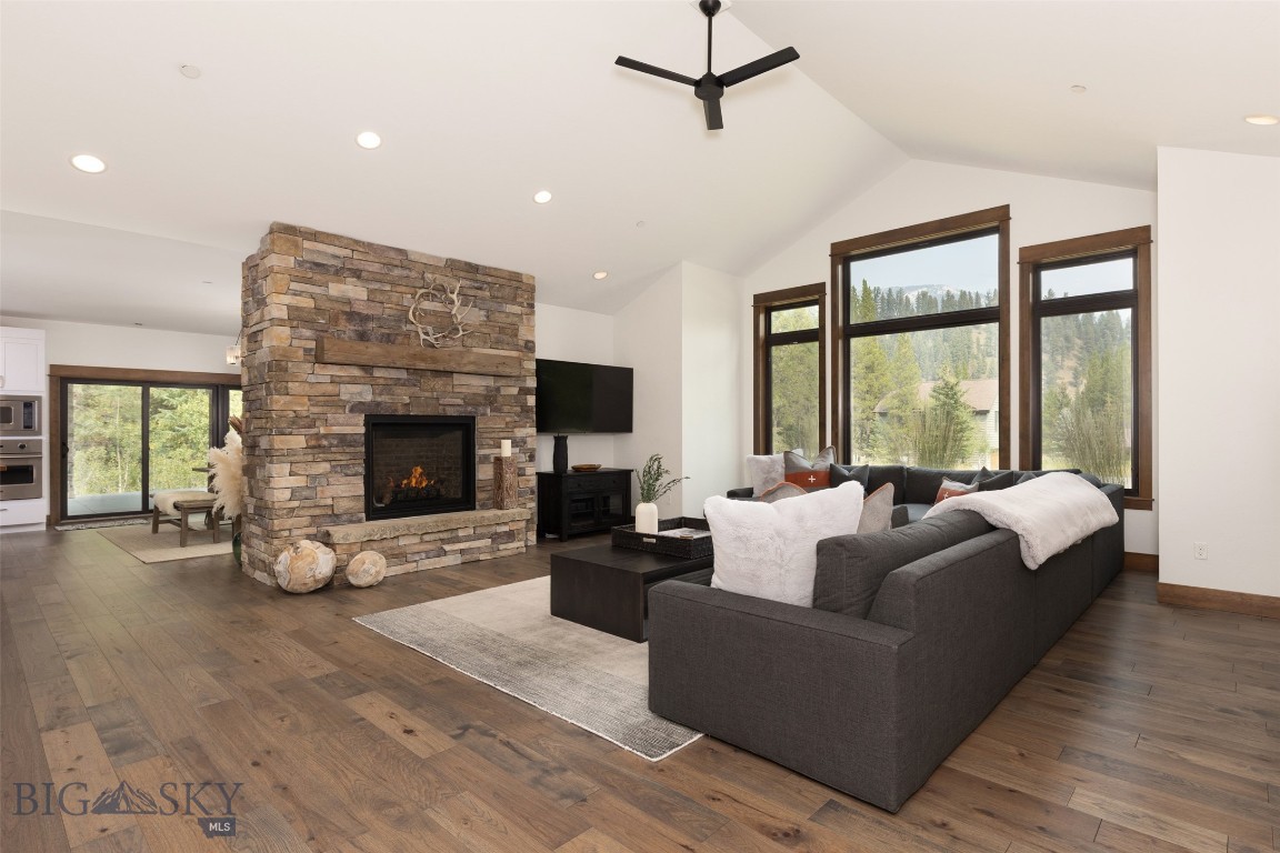 Aspen Groves - Residential