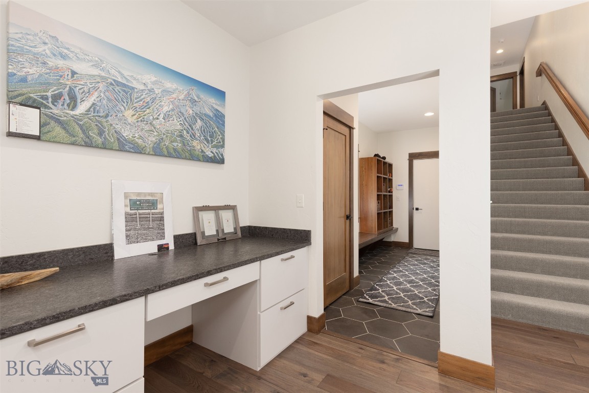 Aspen Groves - Residential