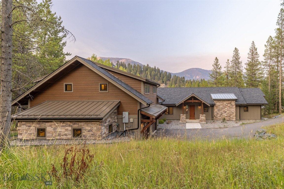Aspen Groves - Residential