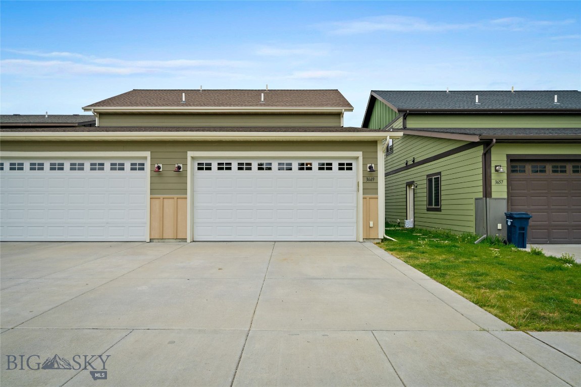 Oak Springs - Residential