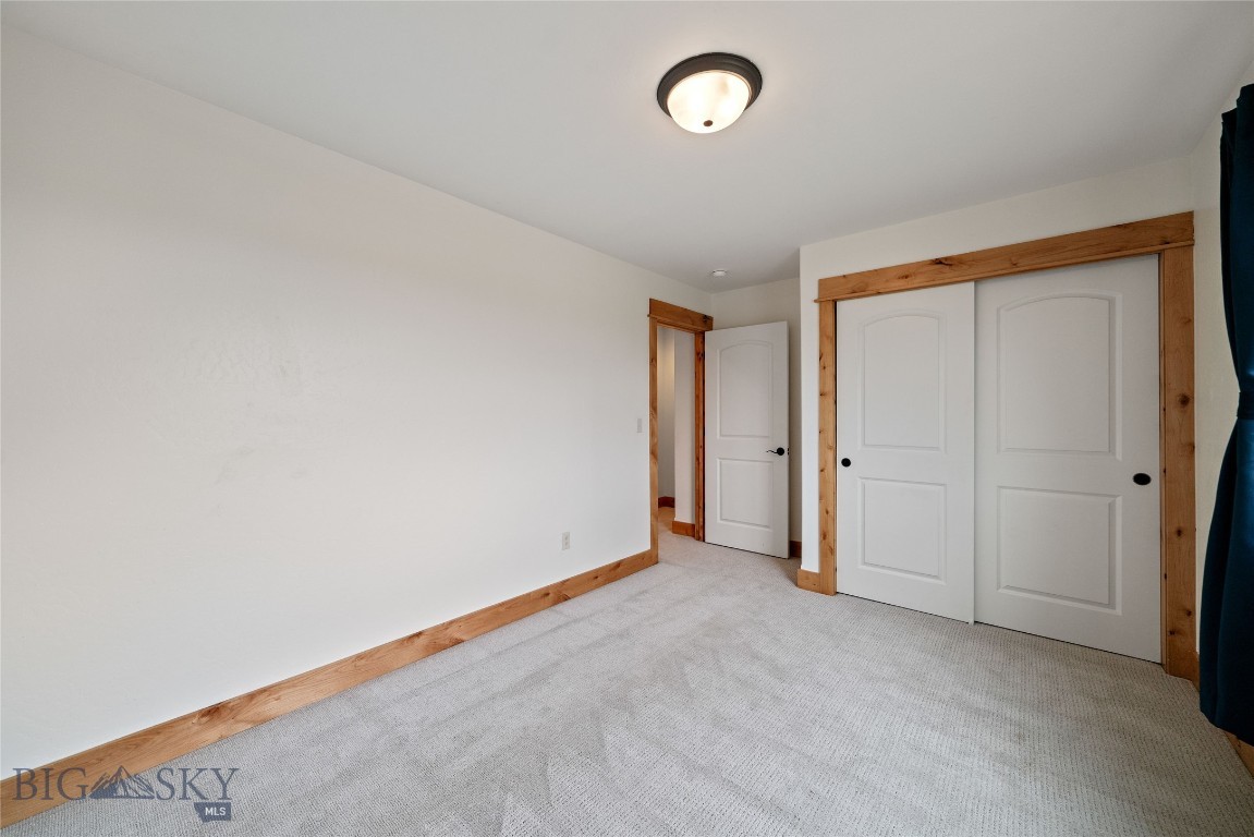 Oak Springs - Residential