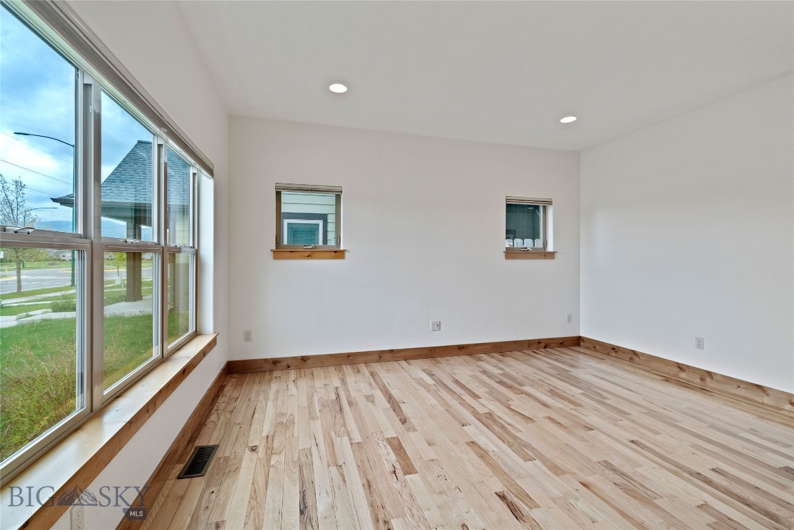 Oak Springs - Residential
