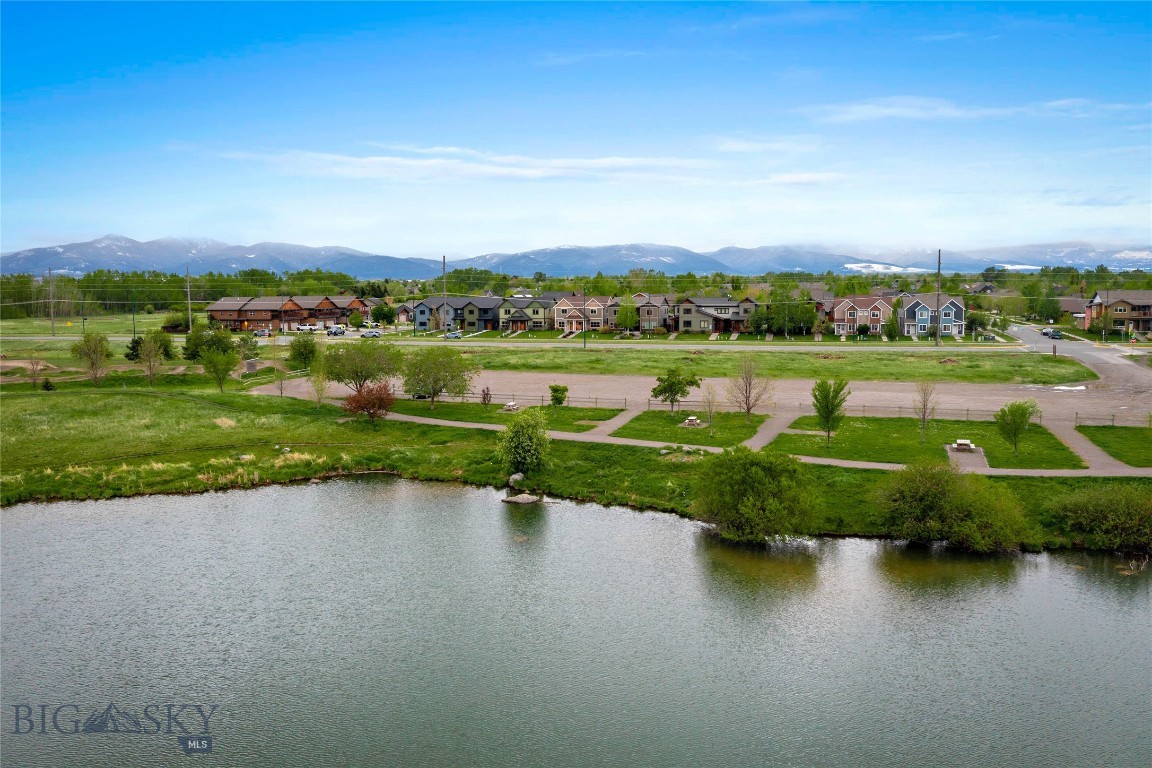Oak Springs - Residential