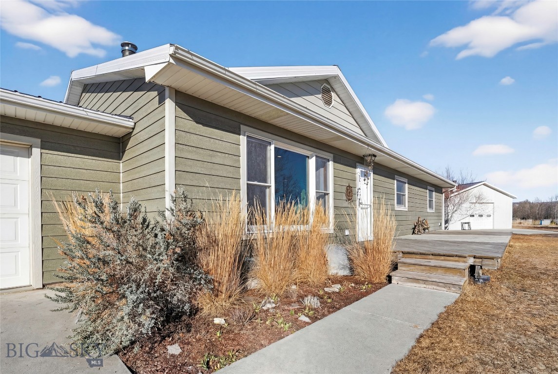 875 Nixon Gulch Road