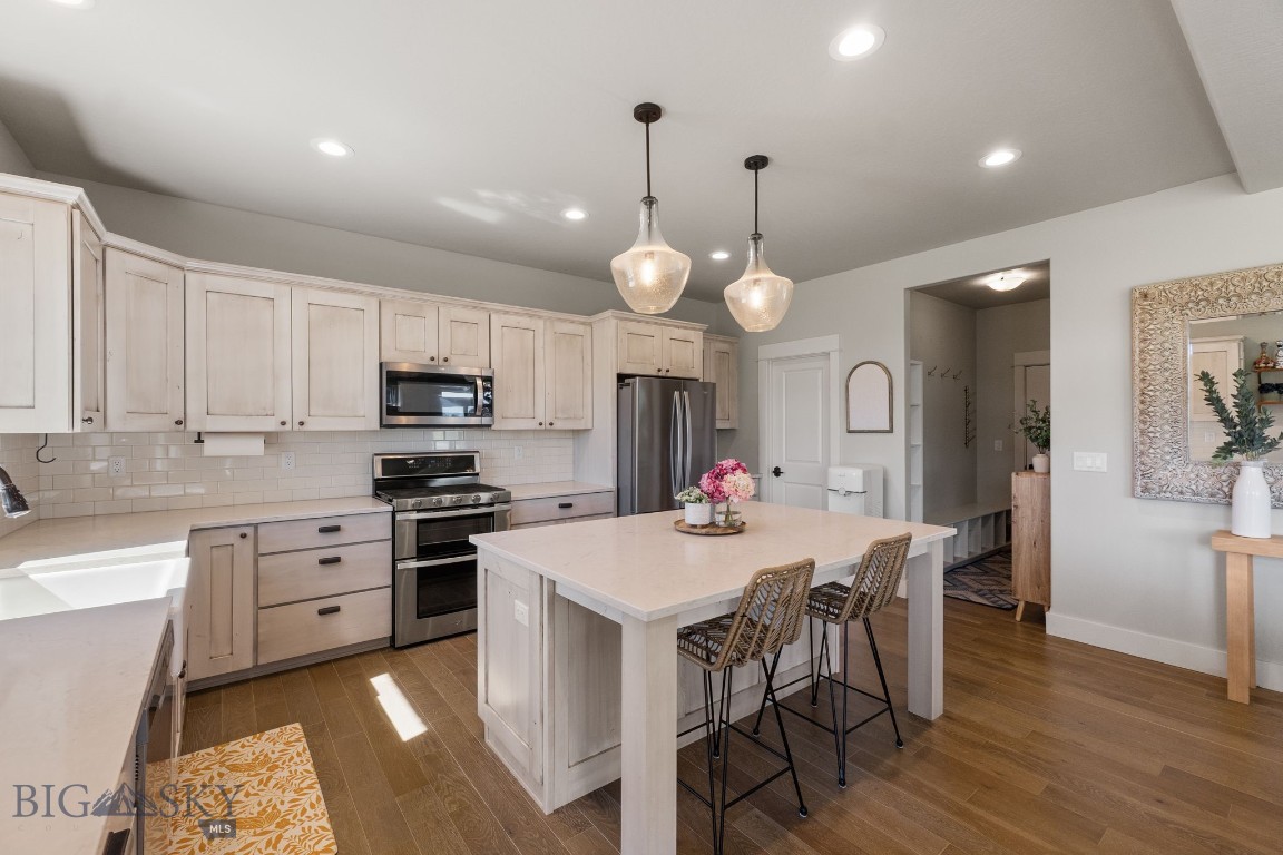 White Horse Ranch - Residential