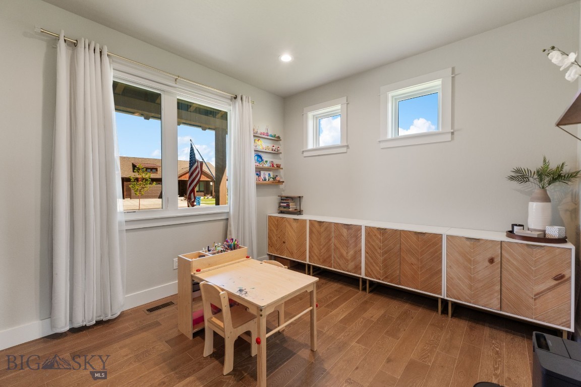 White Horse Ranch - Residential