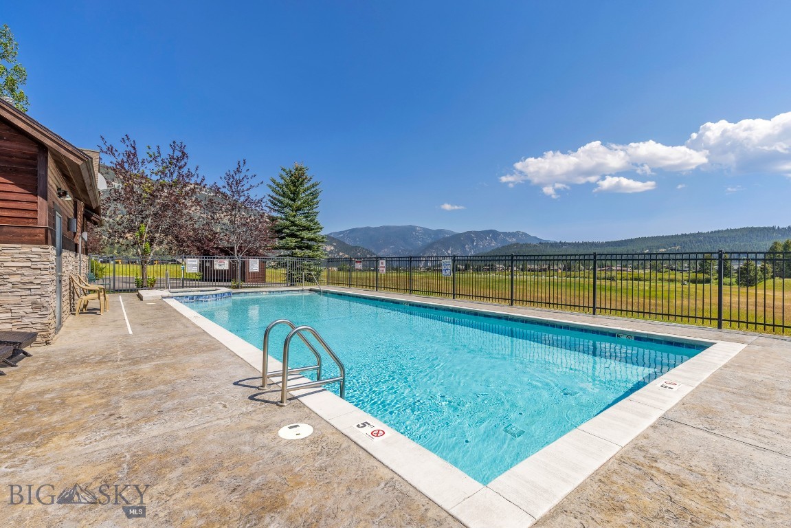 Spanish Peaks Club Condos - Residential