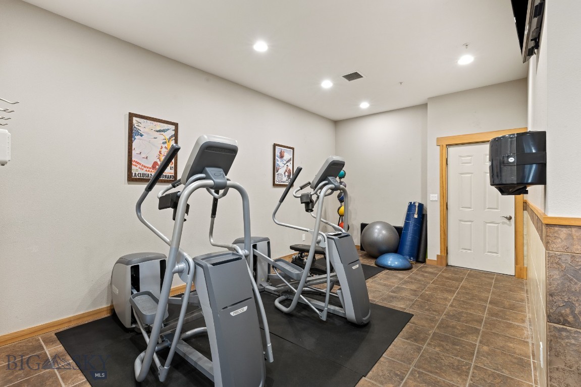 Spanish Peaks Club Condos - Residential