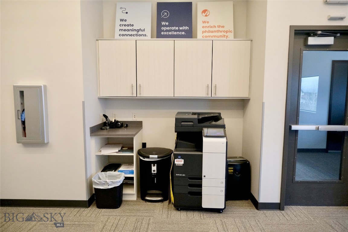 Woodland Park - Commercial Lease