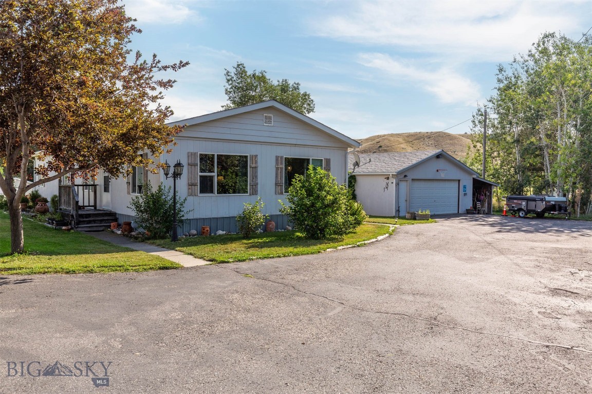 Amsterdam, Montana 59741, United States, 3 Bedrooms Bedrooms, ,2 BathroomsBathrooms,Land,Contingent,46531