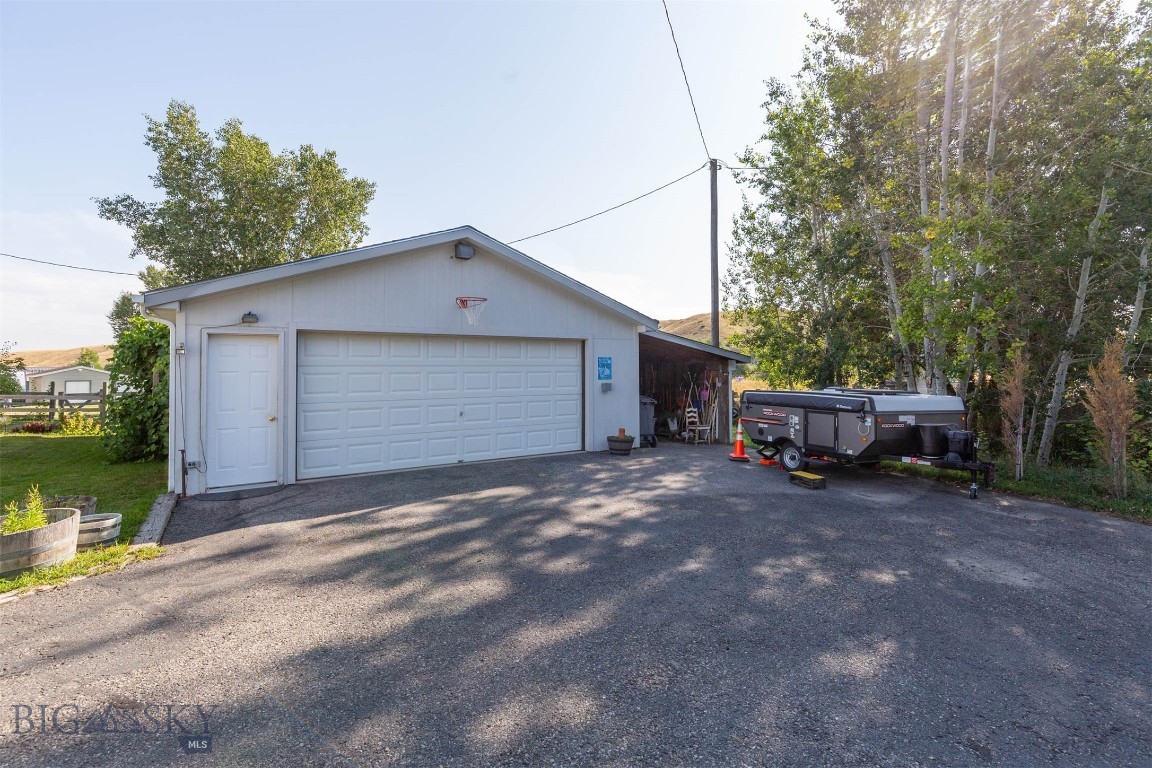 Amsterdam, Montana 59741, United States, 3 Bedrooms Bedrooms, ,2 BathroomsBathrooms,Land,Contingent,46531