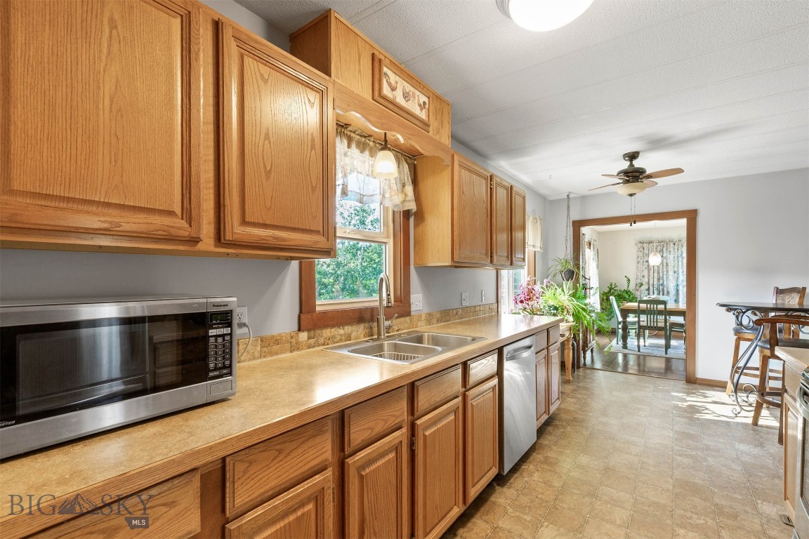 Amsterdam, Montana 59741, United States, 3 Bedrooms Bedrooms, ,2 BathroomsBathrooms,Land,Contingent,46531