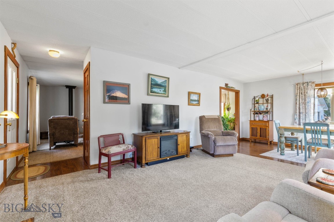 Amsterdam, Montana 59741, United States, 3 Bedrooms Bedrooms, ,2 BathroomsBathrooms,Land,Contingent,46531