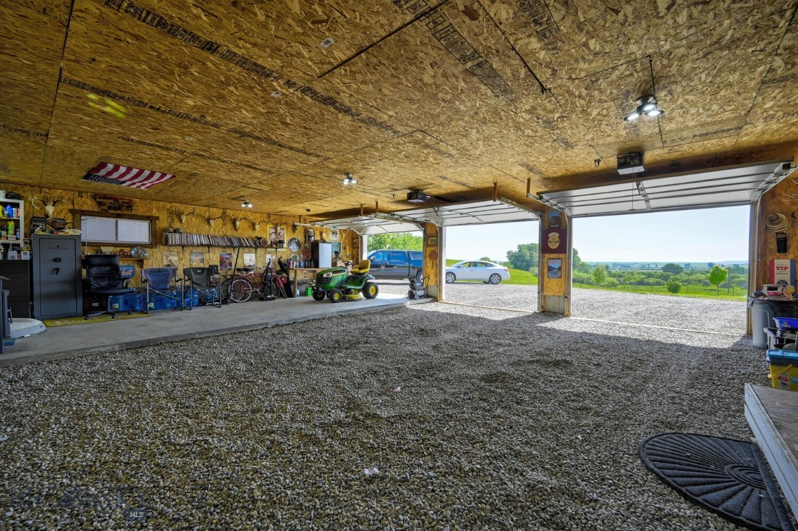 Harrison, Montana 59735, United States, 3 Bedrooms Bedrooms, ,2 BathroomsBathrooms,Residential,Active,186914