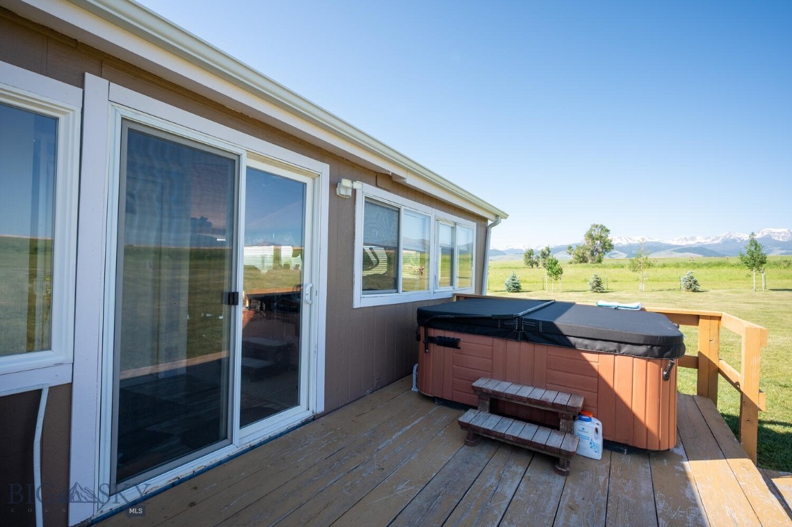 Harrison, Montana 59735, United States, 3 Bedrooms Bedrooms, ,2 BathroomsBathrooms,Residential,Active,186914