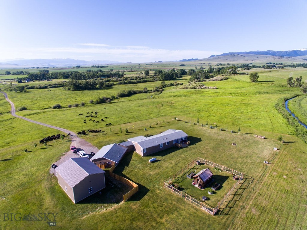 Harrison, Montana 59735, United States, 3 Bedrooms Bedrooms, ,2 BathroomsBathrooms,Residential,Active,186914