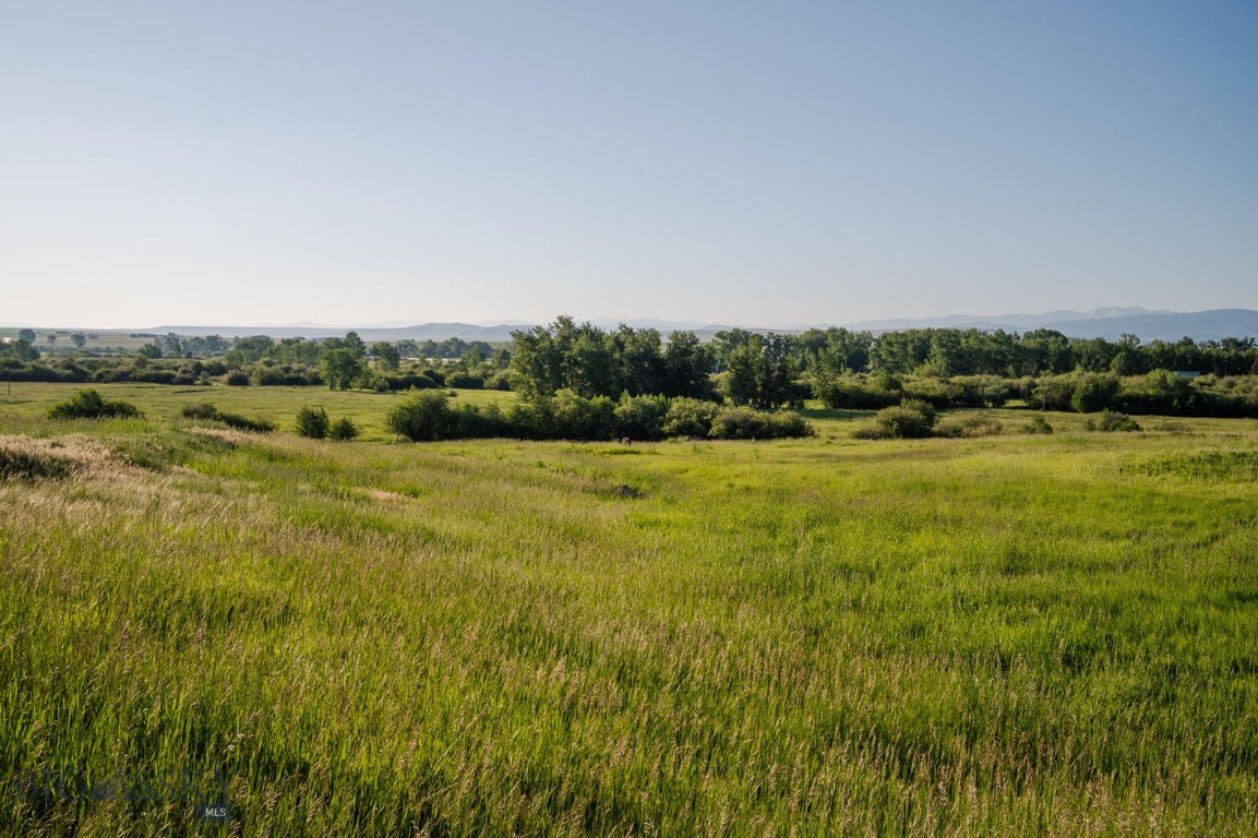 Harrison, Montana 59735, United States, 3 Bedrooms Bedrooms, ,2 BathroomsBathrooms,Residential,Active,186914