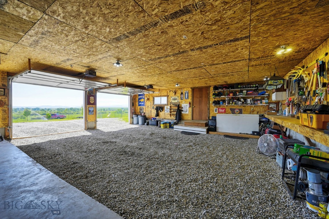 Harrison, Montana 59735, United States, 3 Bedrooms Bedrooms, ,2 BathroomsBathrooms,Residential,Active,186914