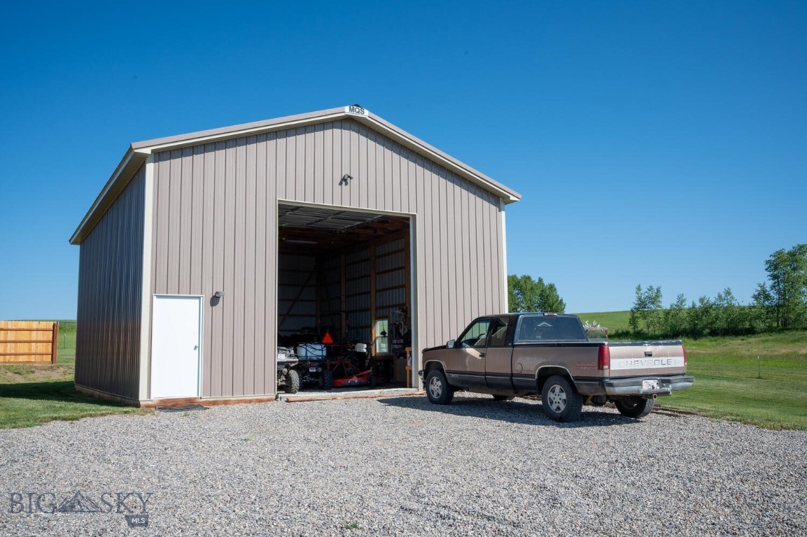 Harrison, Montana 59735, United States, 3 Bedrooms Bedrooms, ,2 BathroomsBathrooms,Residential,Active,186914