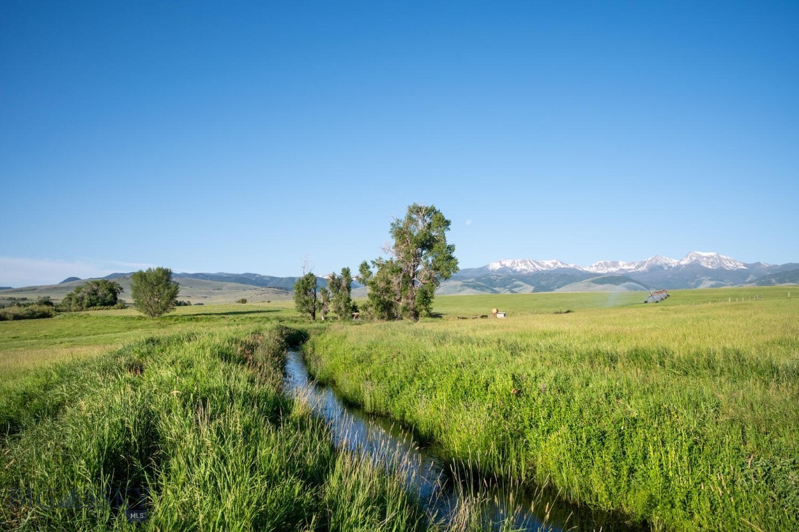 Harrison, Montana 59735, United States, 3 Bedrooms Bedrooms, ,2 BathroomsBathrooms,Residential,Active,186914