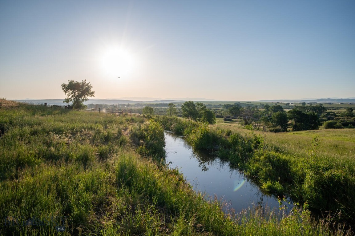 Harrison, Montana 59735, United States, 3 Bedrooms Bedrooms, ,2 BathroomsBathrooms,Residential,Active,186914