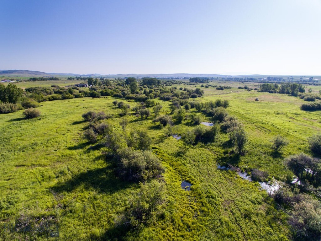 Harrison, Montana 59735, United States, 3 Bedrooms Bedrooms, ,2 BathroomsBathrooms,Residential,Active,186914