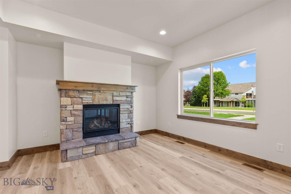 Laurel Glen - Residential