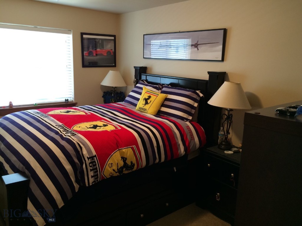 The Traditions - Residential Income