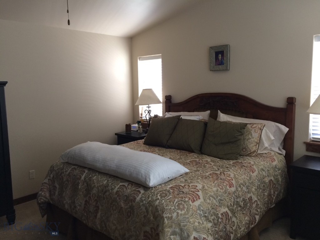 The Traditions - Residential Income