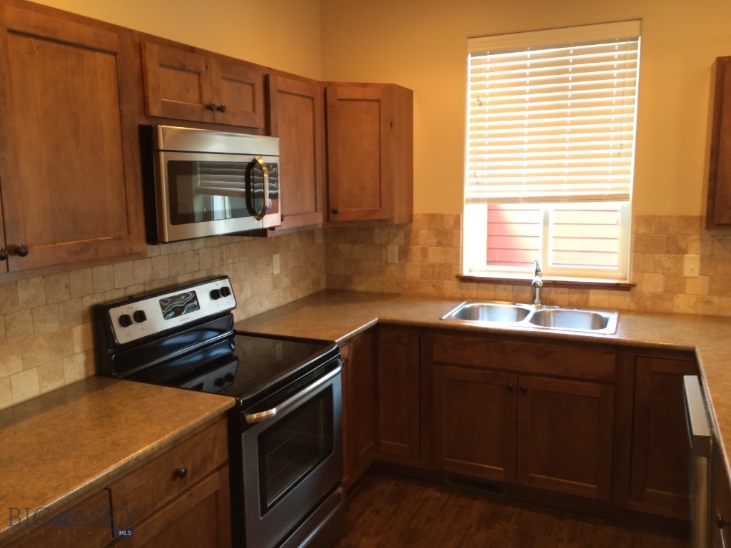 The Traditions - Residential Income