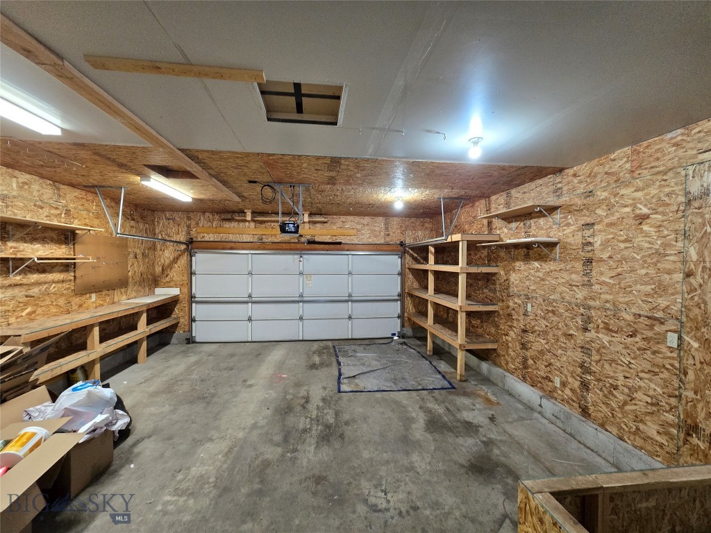 Butte, Montana 59701, United States, 4 Bedrooms Bedrooms, ,3 BathroomsBathrooms,Residential,Active,86684