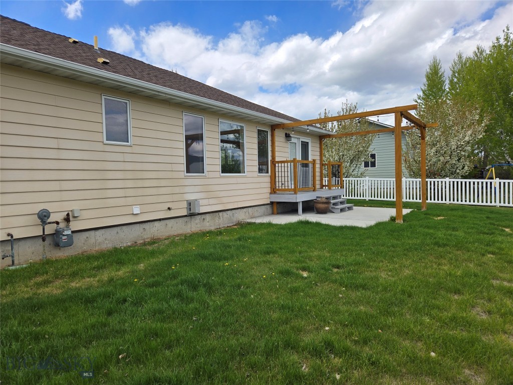 Butte, Montana 59701, United States, 4 Bedrooms Bedrooms, ,3 BathroomsBathrooms,Residential,Active,86684