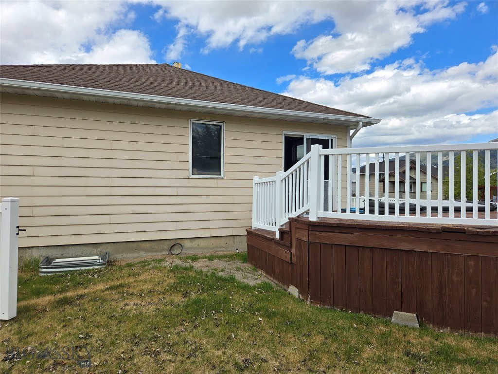 Butte, Montana 59701, United States, 4 Bedrooms Bedrooms, ,3 BathroomsBathrooms,Residential,Active,86684