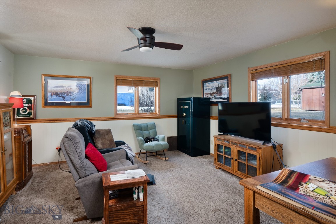 Bozeman, Montana 59718, United States, 3 Bedrooms Bedrooms, ,3 BathroomsBathrooms,Residential,Contingent,61436