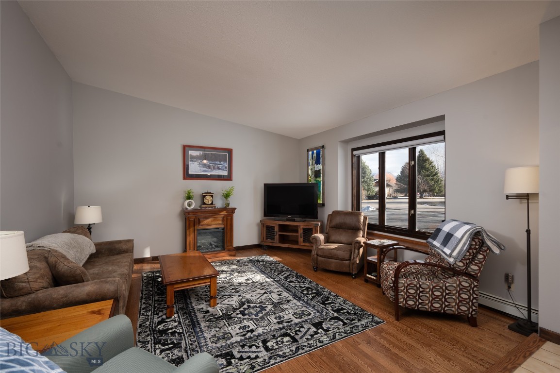 Bozeman, Montana 59718, United States, 3 Bedrooms Bedrooms, ,3 BathroomsBathrooms,Residential,Contingent,61436