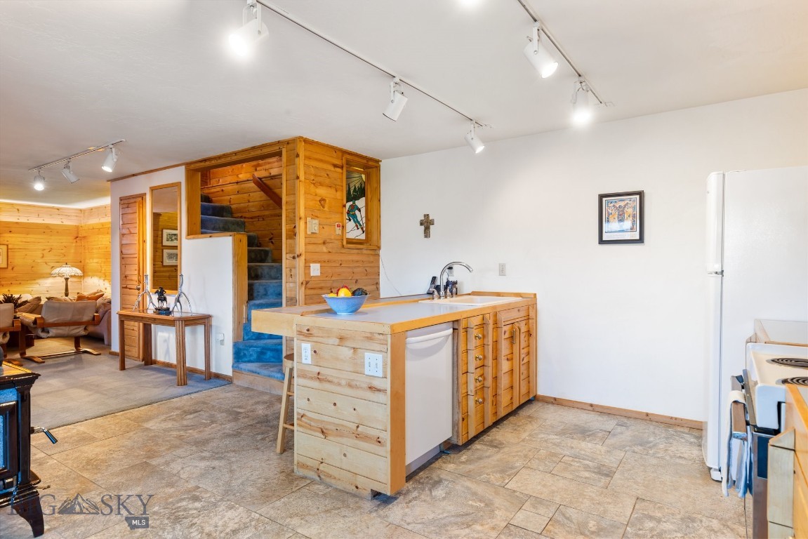 Meadow Village - Residential