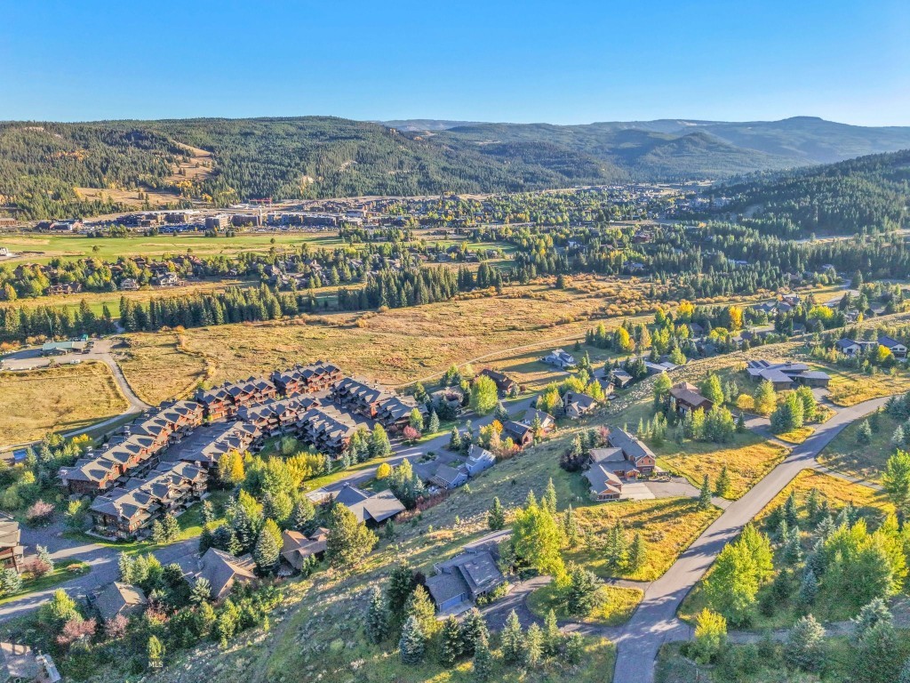 Meadow Village - Residential