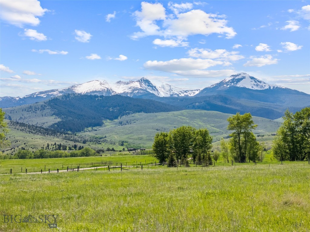 Shining Mountain West - Land