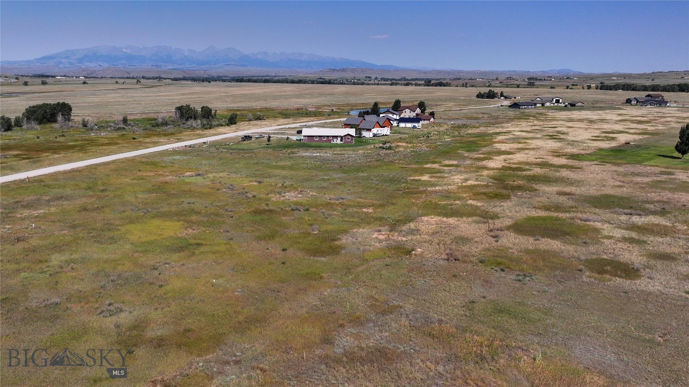 Yellowstone Meadows - Land