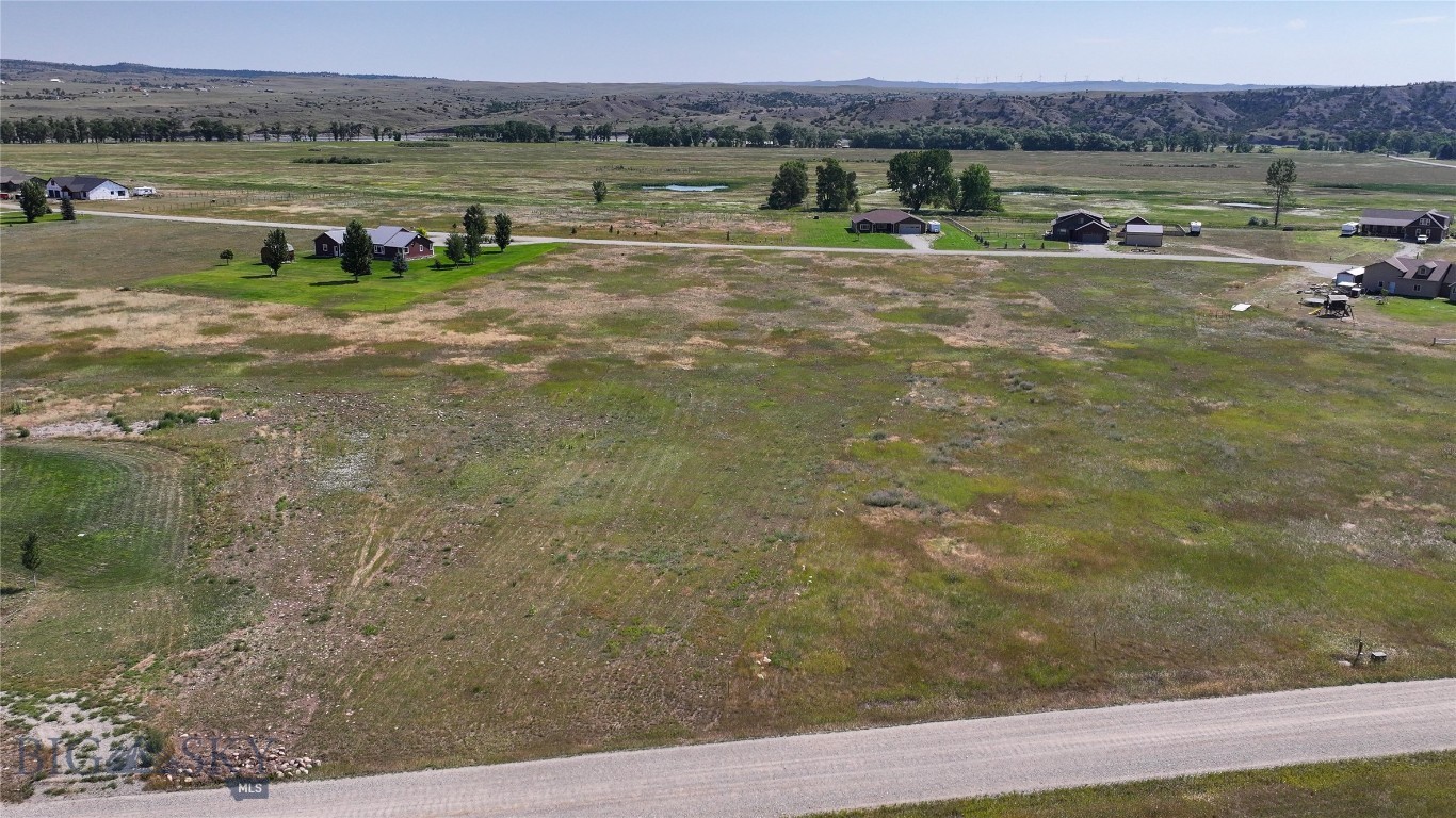 Yellowstone Meadows - Land