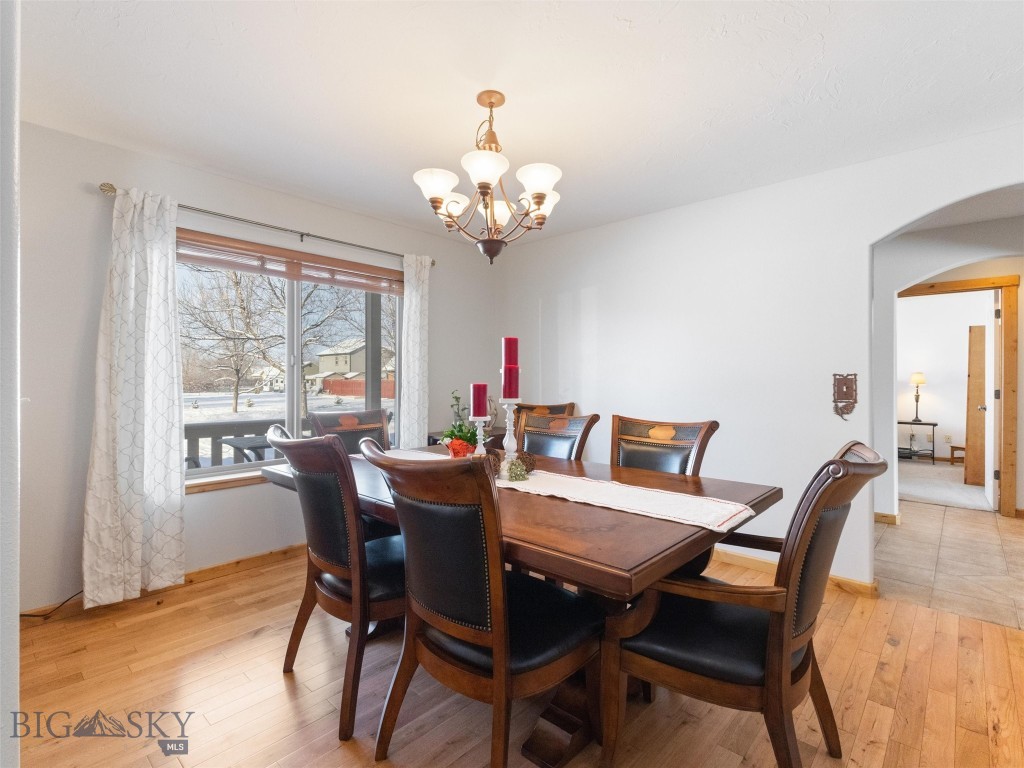 Belgrade, Montana 59714, United States, 4 Bedrooms Bedrooms, ,3 BathroomsBathrooms,Residential,Active,67209