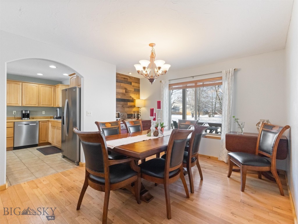 Belgrade, Montana 59714, United States, 4 Bedrooms Bedrooms, ,3 BathroomsBathrooms,Residential,Active,67209