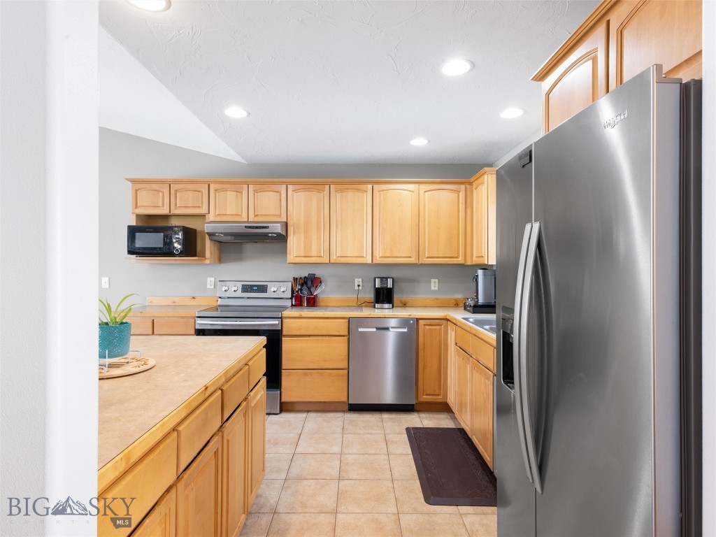 Belgrade, Montana 59714, United States, 4 Bedrooms Bedrooms, ,3 BathroomsBathrooms,Residential,Active,67209