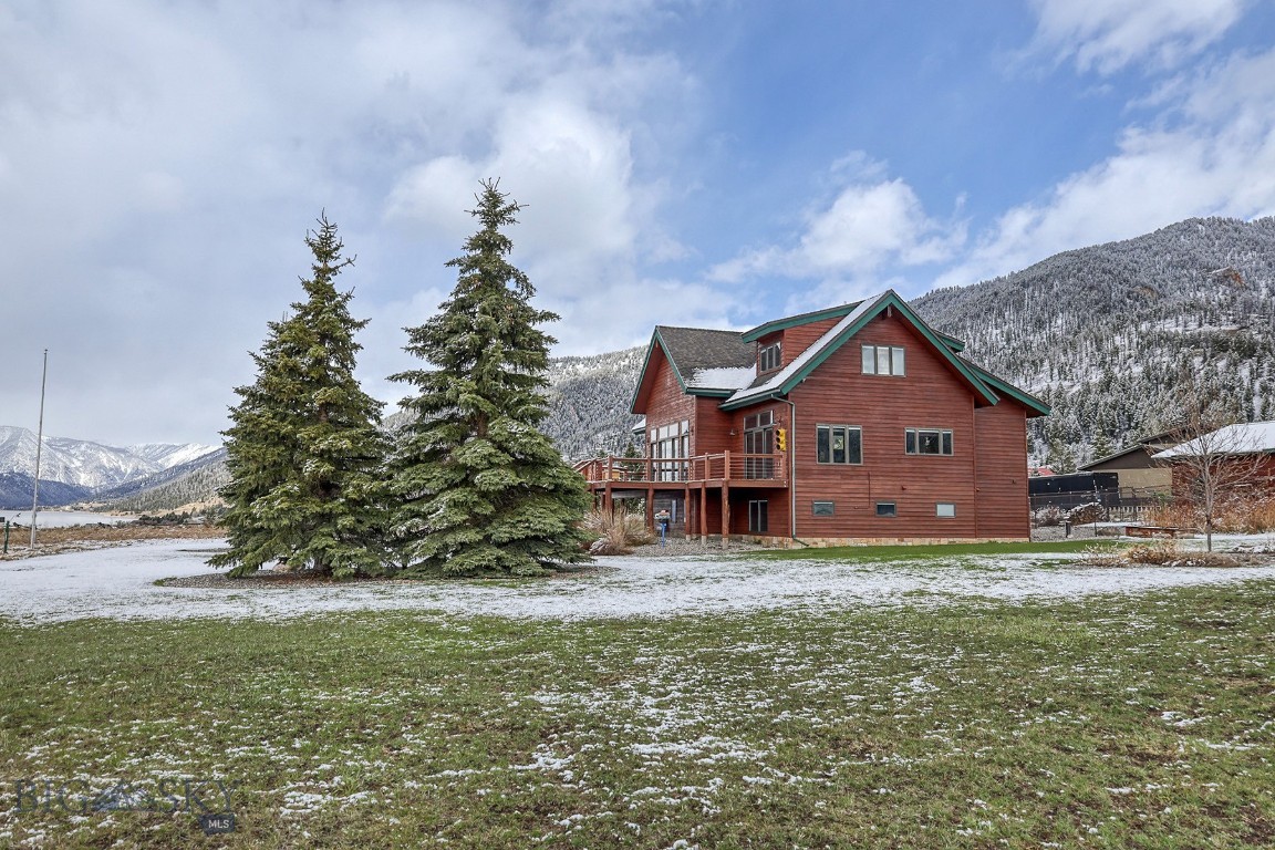 315 Lakeview Loop