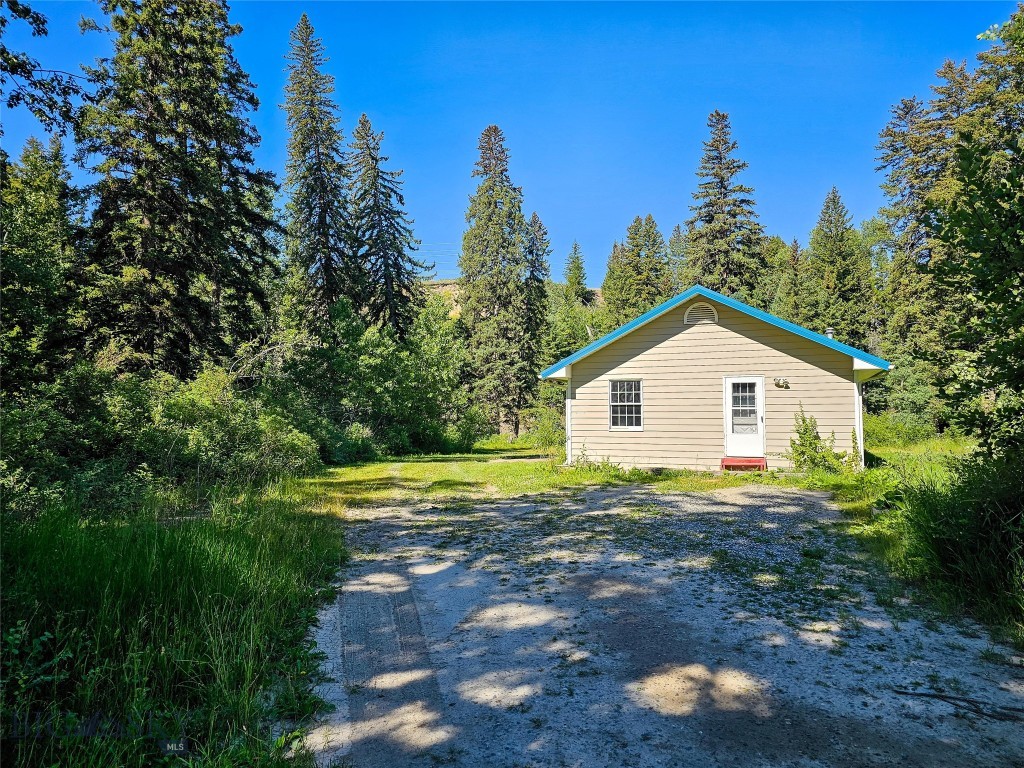 212 E Boulder Road