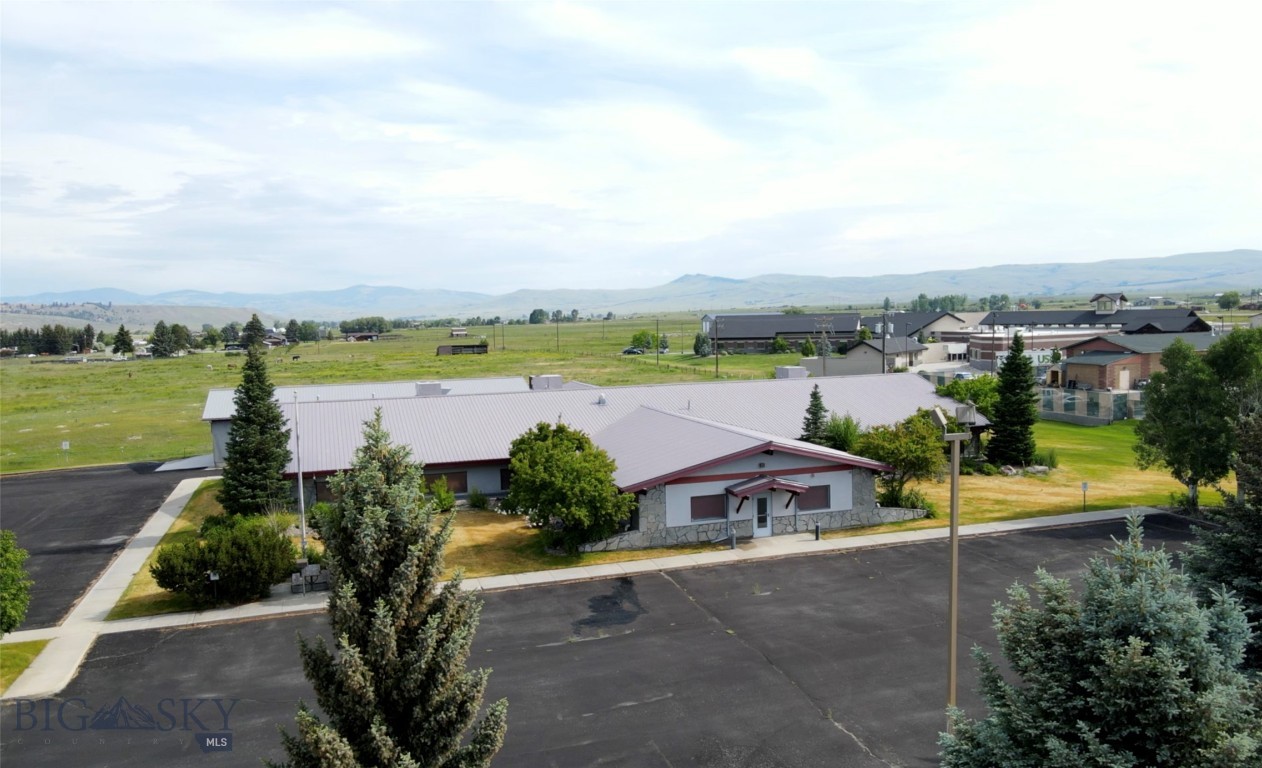 1003 Buckskin Drive